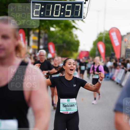 20.09.2026 - PSD Bank Halbmarathon LAZAROV Photography http://msf.ph/oto/10530627 20.09.2026 12:10:57 Ziel 1569, 2072, 3122, 3344, 3396, 3475, 3680, 3877, 4186, 4530, 4701 meine-sportfotos.de