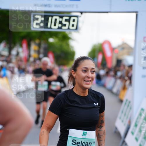 20.09.2026 - PSD Bank Halbmarathon LAZAROV Photography http://msf.ph/oto/10530648 20.09.2026 12:10:58 Ziel 1569, 3122, 3344, 3396, 3475, 3680, 3877, 4186, 4530 meine-sportfotos.de