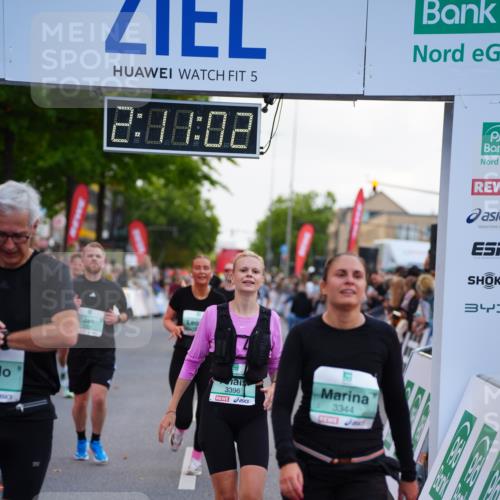 20.09.2026 - PSD Bank Halbmarathon LAZAROV Photography http://msf.ph/oto/10530736 20.09.2026 12:11:01 Ziel 1569, 1756, 2335, 2359, 3344, 3396, 3405, 3475, 3680, 3877, 4186, 4530 meine-sportfotos.de
