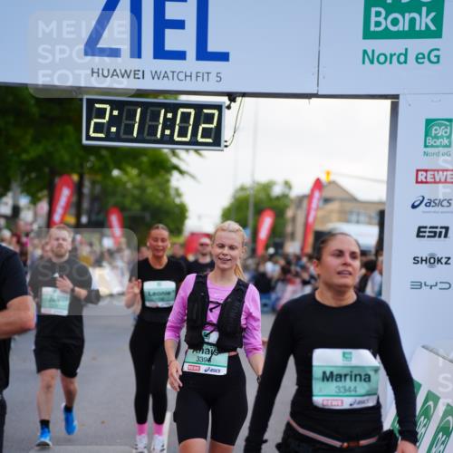20.09.2026 - PSD Bank Halbmarathon LAZAROV Photography http://msf.ph/oto/10530752 20.09.2026 12:11:02 Ziel 1569, 1756, 2335, 2359, 3344, 3396, 3405, 3475, 3680, 3752, 3877, 4186, 4530 meine-sportfotos.de