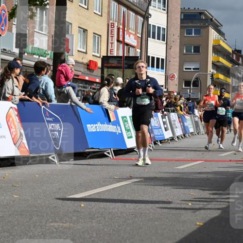 20.09.2026 - PSD Bank Halbmarathon J. Mangold http://msf.ph/oto/10530772 20.09.2026 12:15:39 Ziel 1132, 1201, 2315, 2316, 2576, 3202, 3367, 4381, 4382, 4548, 4606 meine-sportfotos.de