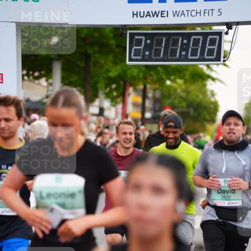 20.09.2026 - PSD Bank Halbmarathon LAZAROV Photography http://msf.ph/oto/10530841 20.09.2026 12:11:07 Ziel 1752, 1756, 2335, 2359, 2602, 2610, 3344, 3396, 3405, 3680, 3752, 3877, 4401, 4402 meine-sportfotos.de