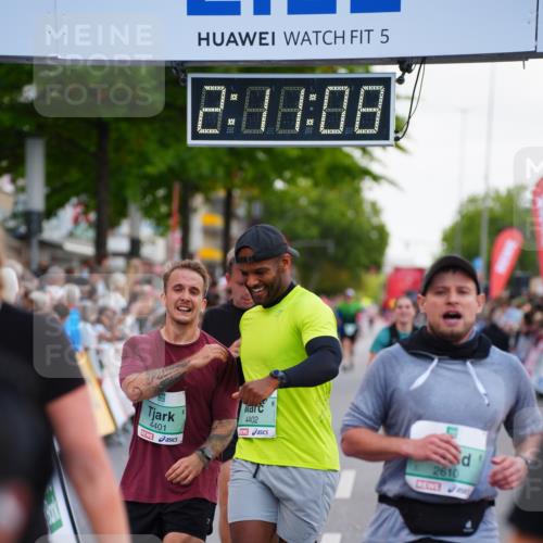 20.09.2026 - PSD Bank Halbmarathon LAZAROV Photography http://msf.ph/oto/10530850 20.09.2026 12:11:08 Ziel 1752, 1756, 2335, 2359, 2602, 2610, 3396, 3405, 3680, 3752, 4401, 4402 meine-sportfotos.de