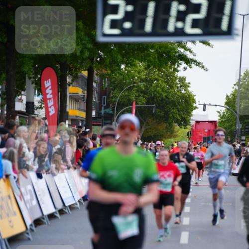 20.09.2026 - PSD Bank Halbmarathon LAZAROV Photography http://msf.ph/oto/10530986 20.09.2026 12:11:21 Ziel 1478, 2719, 2739, 2893, 3814 meine-sportfotos.de