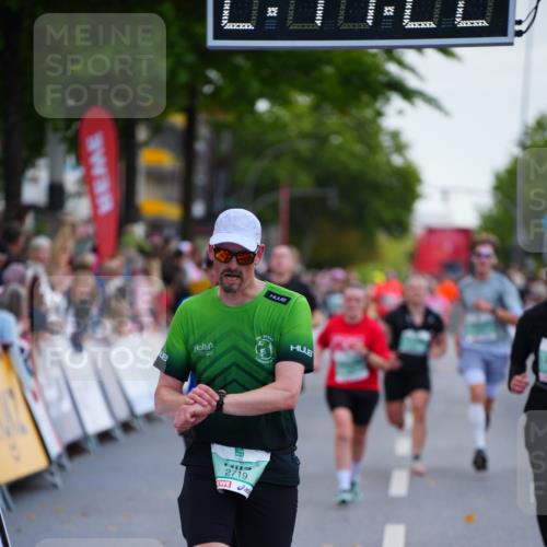 20.09.2026 - PSD Bank Halbmarathon LAZAROV Photography http://msf.ph/oto/10530994 20.09.2026 12:11:21 Ziel 1478, 2719, 2739, 2893, 3814 meine-sportfotos.de