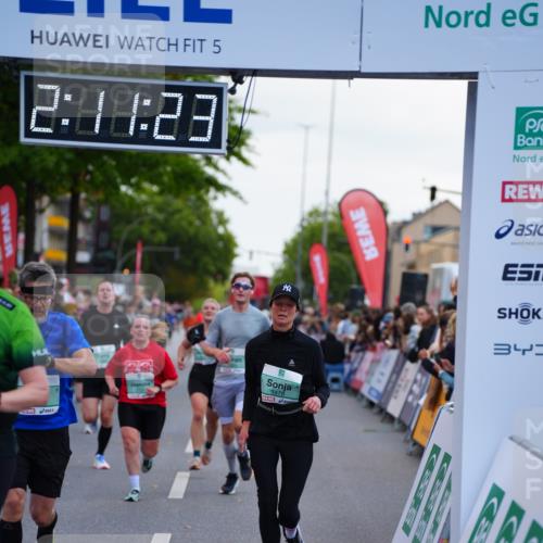20.09.2026 - PSD Bank Halbmarathon LAZAROV Photography http://msf.ph/oto/10531008 20.09.2026 12:11:23 Ziel 1478, 2357, 2719, 2739, 2893, 3145, 3814 meine-sportfotos.de