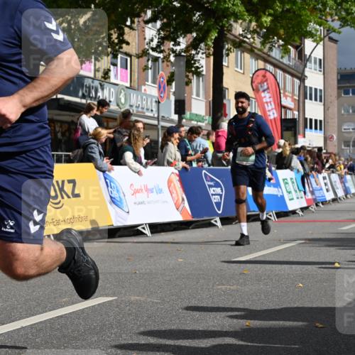 20.09.2026 - PSD Bank Halbmarathon J. Mangold http://msf.ph/oto/10531013 20.09.2026 12:16:18 Ziel 1611, 1971, 2114, 3248, 4090, 4619 meine-sportfotos.de
