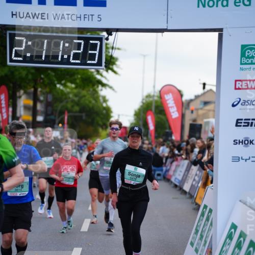 20.09.2026 - PSD Bank Halbmarathon LAZAROV Photography http://msf.ph/oto/10531014 20.09.2026 12:11:23 Ziel 1478, 2357, 2719, 2739, 2893, 3145, 3814 meine-sportfotos.de
