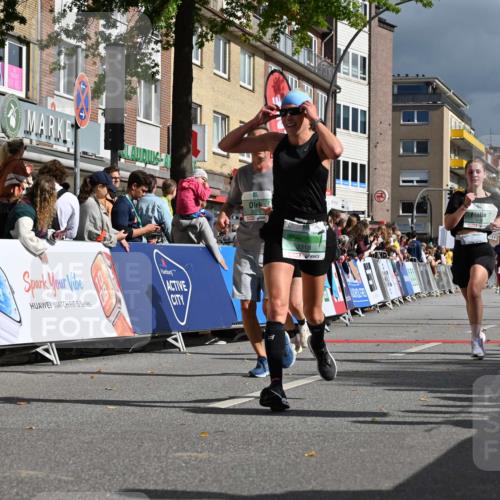 20.09.2026 - PSD Bank Halbmarathon J. Mangold http://msf.ph/oto/10531161 20.09.2026 12:16:28 Ziel 1649, 2070, 2114, 2574, 2646, 2792, 3274, 3318, 3719, 3911 meine-sportfotos.de