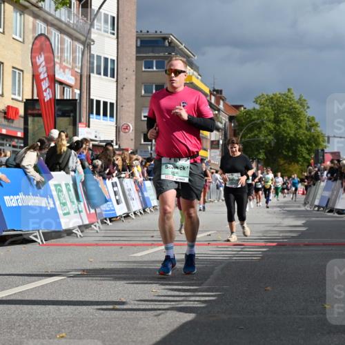 20.09.2026 - PSD Bank Halbmarathon J. Mangold http://msf.ph/oto/10531246 20.09.2026 12:16:32 Ziel 1649, 2070, 2574, 2646, 2792, 3274, 3318, 3719, 3911 meine-sportfotos.de
