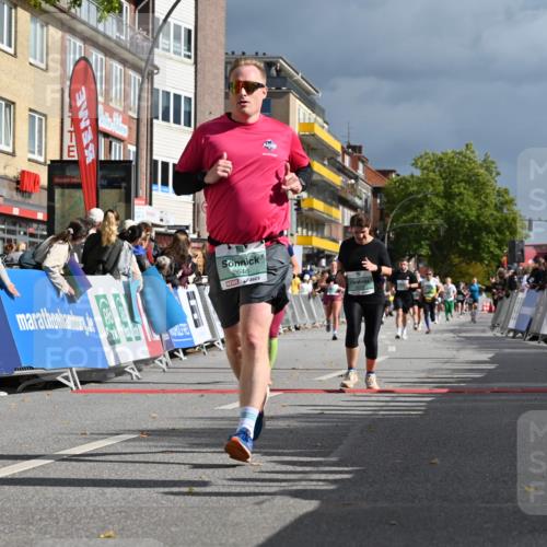20.09.2026 - PSD Bank Halbmarathon J. Mangold http://msf.ph/oto/10531256 20.09.2026 12:16:33 Ziel 1649, 2070, 2574, 2646, 2792, 3274, 3318, 3719, 3911 meine-sportfotos.de