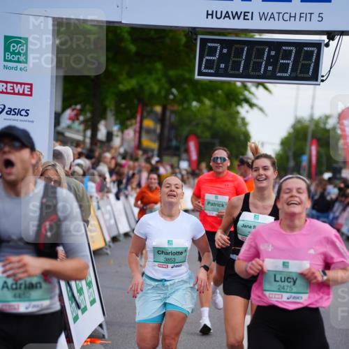 20.09.2026 - PSD Bank Halbmarathon LAZAROV Photography http://msf.ph/oto/10531305 20.09.2026 12:11:37 Ziel 1579, 2243, 2368, 2475, 3172, 3261, 3853, 3854, 4129, 4452 meine-sportfotos.de