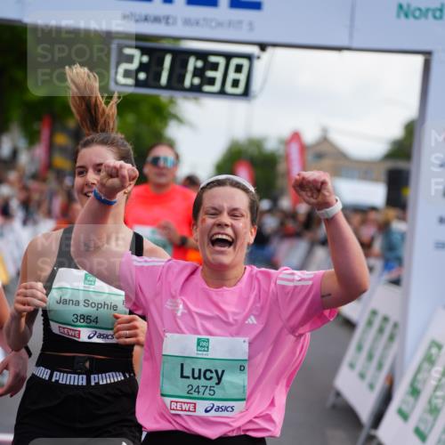 20.09.2026 - PSD Bank Halbmarathon LAZAROV Photography http://msf.ph/oto/10531335 20.09.2026 12:11:38 Ziel 1579, 2243, 2368, 2475, 3172, 3261, 3853, 3854, 4129, 4452 meine-sportfotos.de