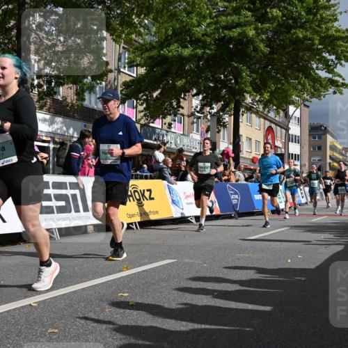 20.09.2026 - PSD Bank Halbmarathon J. Mangold http://msf.ph/oto/10531594 20.09.2026 12:16:50 Ziel 1562, 1759, 1988, 2006, 2117, 2248, 2325, 2535, 3000, 3231, 3611, 4059, 4211, 4419, 4477 meine-sportfotos.de