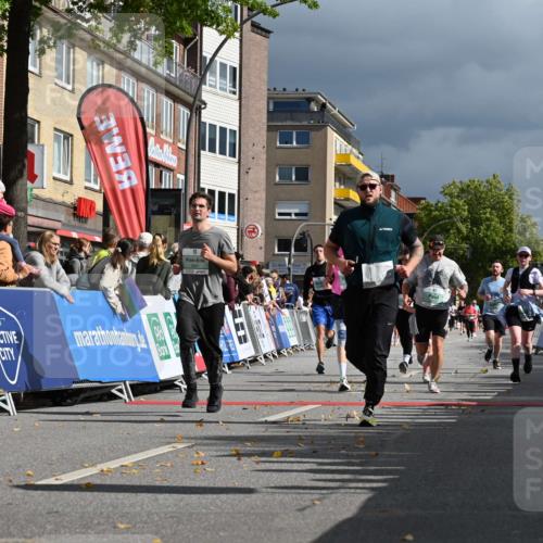20.09.2026 - PSD Bank Halbmarathon J. Mangold http://msf.ph/oto/10531667 20.09.2026 12:17:16 Ziel 1475, 1603, 2062, 2199, 2236, 2284, 2391, 2795, 2901, 3013, 3233, 3684, 4088, 4256 meine-sportfotos.de