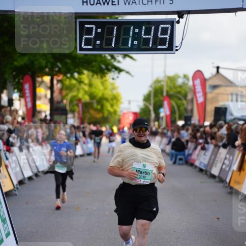 20.09.2026 - PSD Bank Halbmarathon LAZAROV Photography http://msf.ph/oto/10531681 20.09.2026 12:11:48 Ziel 1858, 2081, 2243, 3094, 3210, 4129 meine-sportfotos.de