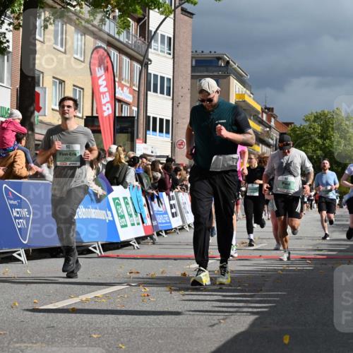 20.09.2026 - PSD Bank Halbmarathon J. Mangold http://msf.ph/oto/10531682 20.09.2026 12:17:17 Ziel 1603, 2062, 2199, 2236, 2284, 2391, 2795, 2901, 3013, 3233, 3684, 4088, 4256, 4771 meine-sportfotos.de