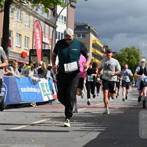 20.09.2026 - PSD Bank Halbmarathon J. Mangold http://msf.ph/oto/10531684 20.09.2026 12:17:18 Ziel 1603, 2062, 2199, 2236, 2284, 2391, 2795, 2901, 3013, 3233, 3684, 4088, 4256, 4771 meine-sportfotos.de