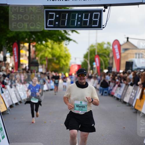 20.09.2026 - PSD Bank Halbmarathon LAZAROV Photography http://msf.ph/oto/10531688 20.09.2026 12:11:48 Ziel 1858, 2081, 2243, 3094, 3210, 4129 meine-sportfotos.de