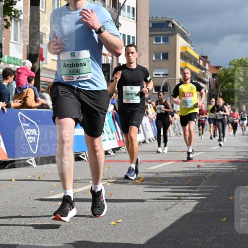 20.09.2026 - PSD Bank Halbmarathon J. Mangold http://msf.ph/oto/10531702 20.09.2026 12:17:23 Ziel 1603, 2005, 2236, 2284, 2391, 2555, 2795, 2901, 3013, 3233, 3502, 3684, 4051, 4088, 4258, 4771 meine-sportfotos.de