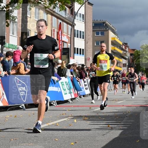 20.09.2026 - PSD Bank Halbmarathon J. Mangold http://msf.ph/oto/10531706 20.09.2026 12:17:24 Ziel 1603, 2005, 2236, 2284, 2555, 2795, 2901, 3013, 3086, 3162, 3233, 3347, 3502, 3684, 4051, 4088, 4258, 4771 meine-sportfotos.de
