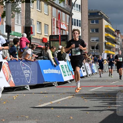 20.09.2026 - PSD Bank Halbmarathon J. Mangold http://msf.ph/oto/10531805 20.09.2026 12:17:39 Ziel 1256, 1352, 1613, 1731, 1868, 3703, 3794, 3905 meine-sportfotos.de