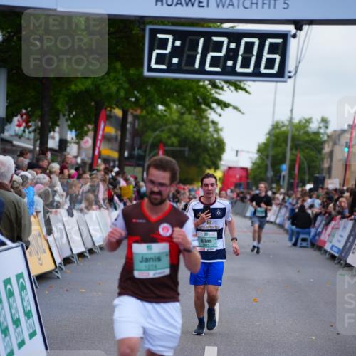 20.09.2026 - PSD Bank Halbmarathon LAZAROV Photography http://msf.ph/oto/10531851 20.09.2026 12:12:06 Ziel 1274, 1675, 3017, 4375 meine-sportfotos.de