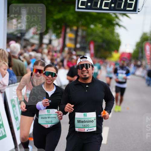 20.09.2026 - PSD Bank Halbmarathon LAZAROV Photography http://msf.ph/oto/10532026 20.09.2026 12:12:18 Ziel 1419, 1420, 1967, 3098, 3133, 3224, 4050, 4798 meine-sportfotos.de