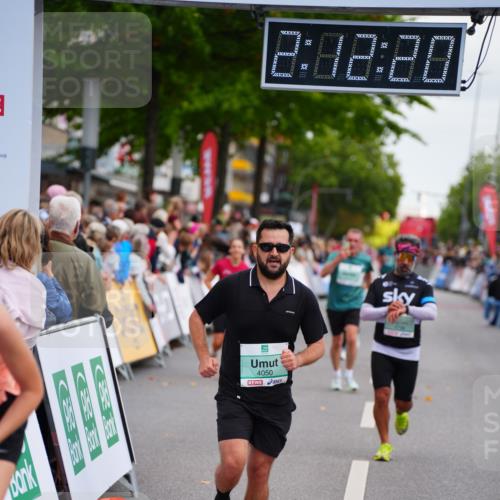 20.09.2026 - PSD Bank Halbmarathon LAZAROV Photography http://msf.ph/oto/10532062 20.09.2026 12:12:20 Ziel 1419, 1420, 1967, 3098, 3133, 3224, 4050, 4798 meine-sportfotos.de