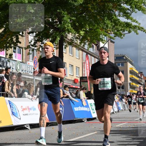 20.09.2026 - PSD Bank Halbmarathon J. Mangold http://msf.ph/oto/10532073 20.09.2026 12:18:25 Ziel 1011, 1270, 1424, 1425, 2121, 2137, 2413, 2867, 3084, 3409, 3540, 3875, 4159 meine-sportfotos.de
