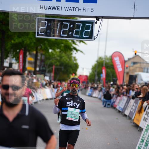 20.09.2026 - PSD Bank Halbmarathon LAZAROV Photography http://msf.ph/oto/10532095 20.09.2026 12:12:22 Ziel 1419, 1420, 3019, 3098, 3224, 4050, 4510, 4798 meine-sportfotos.de