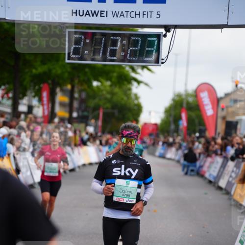 20.09.2026 - PSD Bank Halbmarathon LAZAROV Photography http://msf.ph/oto/10532119 20.09.2026 12:12:22 Ziel 1419, 1420, 3019, 3098, 3224, 4050, 4510, 4798 meine-sportfotos.de