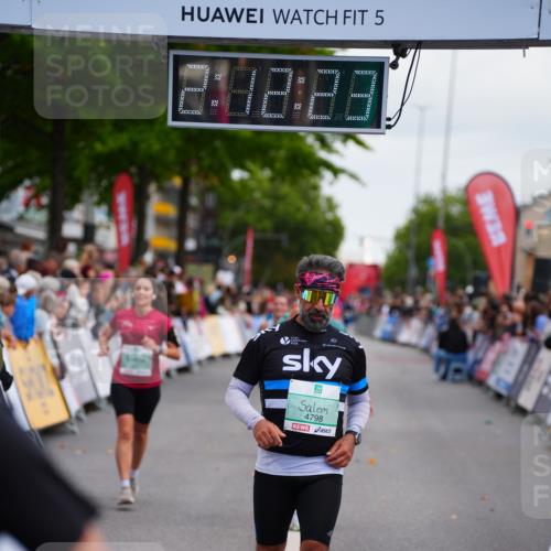 20.09.2026 - PSD Bank Halbmarathon LAZAROV Photography http://msf.ph/oto/10532125 20.09.2026 12:12:22 Ziel 1419, 1420, 3019, 3098, 3224, 4050, 4510, 4798 meine-sportfotos.de