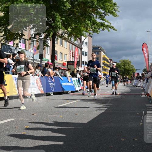 20.09.2026 - PSD Bank Halbmarathon J. Mangold http://msf.ph/oto/10532158 20.09.2026 12:18:33 Ziel 1223, 1424, 1425, 1694, 1998, 2121, 2137, 2912, 3084, 3540, 3597, 3616, 3736 meine-sportfotos.de