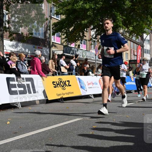 20.09.2026 - PSD Bank Halbmarathon J. Mangold http://msf.ph/oto/10532195 20.09.2026 12:18:35 Ziel 1223, 1424, 1425, 1694, 1998, 2121, 2137, 2912, 2936, 3082, 3084, 3252, 3597, 3616, 3736 meine-sportfotos.de