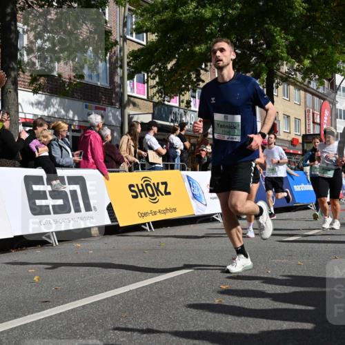 20.09.2026 - PSD Bank Halbmarathon J. Mangold http://msf.ph/oto/10532200 20.09.2026 12:18:35 Ziel 1223, 1424, 1425, 1694, 1998, 2121, 2137, 2912, 2936, 3082, 3084, 3252, 3597, 3616, 3736 meine-sportfotos.de