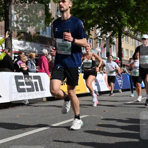 20.09.2026 - PSD Bank Halbmarathon J. Mangold http://msf.ph/oto/10532209 20.09.2026 12:18:36 Ziel 1223, 1424, 1425, 1694, 1998, 2121, 2137, 2912, 2936, 3082, 3084, 3252, 3597, 3616, 3736 meine-sportfotos.de
