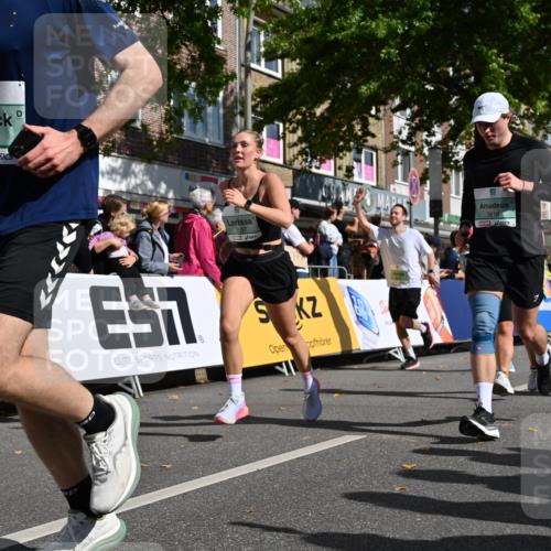 20.09.2026 - PSD Bank Halbmarathon J. Mangold http://msf.ph/oto/10532225 20.09.2026 12:18:36 Ziel 1223, 1424, 1425, 1694, 1998, 2121, 2137, 2912, 2936, 3082, 3084, 3252, 3597, 3616, 3736 meine-sportfotos.de
