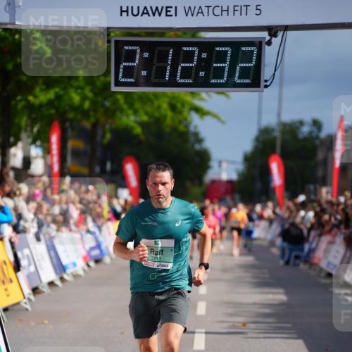20.09.2026 - PSD Bank Halbmarathon LAZAROV Photography http://msf.ph/oto/10532233 20.09.2026 12:12:32 Ziel 1119, 3019, 3711, 4510 meine-sportfotos.de