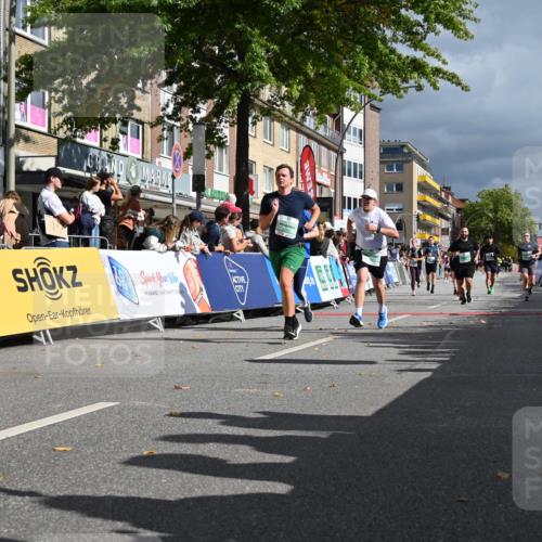 20.09.2026 - PSD Bank Halbmarathon J. Mangold http://msf.ph/oto/10532240 20.09.2026 12:18:41 Ziel 1223, 1489, 1694, 2772, 2812, 2912, 2936, 3082, 3252, 3384, 3597, 3616, 3637, 3736, 3763, 4693 meine-sportfotos.de