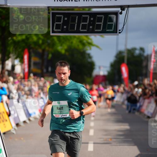 20.09.2026 - PSD Bank Halbmarathon LAZAROV Photography http://msf.ph/oto/10532248 20.09.2026 12:12:32 Ziel 1119, 3019, 3711, 4510 meine-sportfotos.de