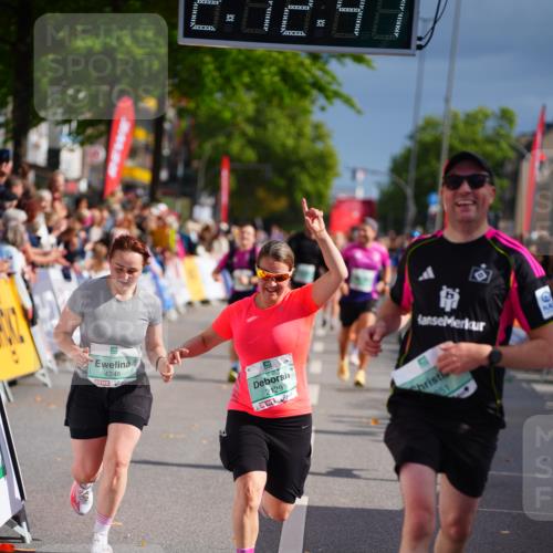 20.09.2026 - PSD Bank Halbmarathon LAZAROV Photography http://msf.ph/oto/10532330 20.09.2026 12:12:41 Ziel 2129, 2260, 2764, 2804, 2851, 4246 meine-sportfotos.de