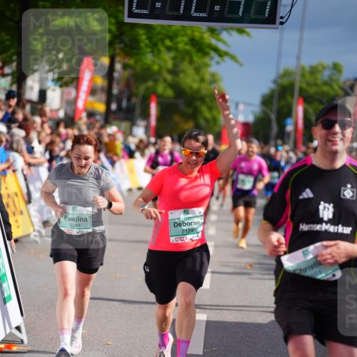 20.09.2026 - PSD Bank Halbmarathon LAZAROV Photography http://msf.ph/oto/10532348 20.09.2026 12:12:41 Ziel 2129, 2260, 2764, 2804, 2851, 4246 meine-sportfotos.de