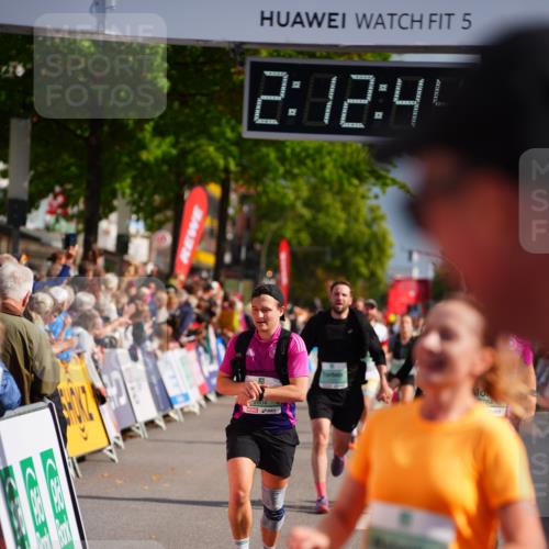 20.09.2026 - PSD Bank Halbmarathon LAZAROV Photography http://msf.ph/oto/10532419 20.09.2026 12:12:44 Ziel 1170, 1171, 2129, 2260, 2764, 2804, 2851, 4246 meine-sportfotos.de