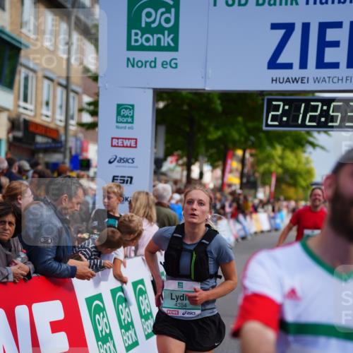20.09.2026 - PSD Bank Halbmarathon LAZAROV Photography http://msf.ph/oto/10532579 20.09.2026 12:12:53 Ziel 1170, 1171, 1963, 2428, 2764, 2804, 3443, 3587, 4384 meine-sportfotos.de