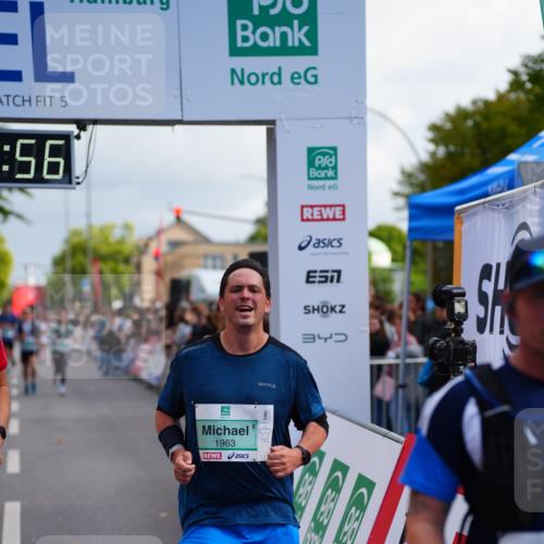 20.09.2026 - PSD Bank Halbmarathon LAZAROV Photography http://msf.ph/oto/10532662 20.09.2026 12:12:56 Ziel 1963, 2428, 3443, 3587, 4384 meine-sportfotos.de