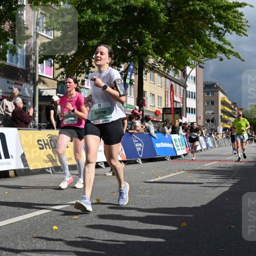 20.09.2026 - PSD Bank Halbmarathon J. Mangold http://msf.ph/oto/10532813 20.09.2026 12:19:44 Ziel 1323, 1777, 2436, 2549, 2787, 3180, 3688, 4626, 4754 meine-sportfotos.de