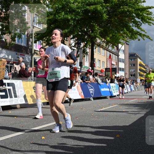 20.09.2026 - PSD Bank Halbmarathon J. Mangold http://msf.ph/oto/10532817 20.09.2026 12:19:44 Ziel 1323, 1777, 2436, 2549, 2787, 3180, 3688, 4626, 4754 meine-sportfotos.de