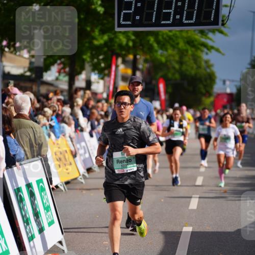 20.09.2026 - PSD Bank Halbmarathon LAZAROV Photography http://msf.ph/oto/10532822 20.09.2026 12:13:06 Ziel 1030, 1045, 1125, 1702, 4466, 4668 meine-sportfotos.de