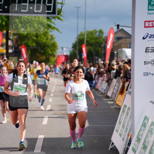 20.09.2026 - PSD Bank Halbmarathon LAZAROV Photography http://msf.ph/oto/10532869 20.09.2026 12:13:09 Ziel 1030, 1045, 1125, 1341, 1702, 3970, 3971, 4466, 4668 meine-sportfotos.de
